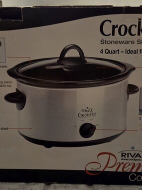 Rival Crock-Pot 4-Quart Stoneware Slow Cooker - Stainless Steel/Black